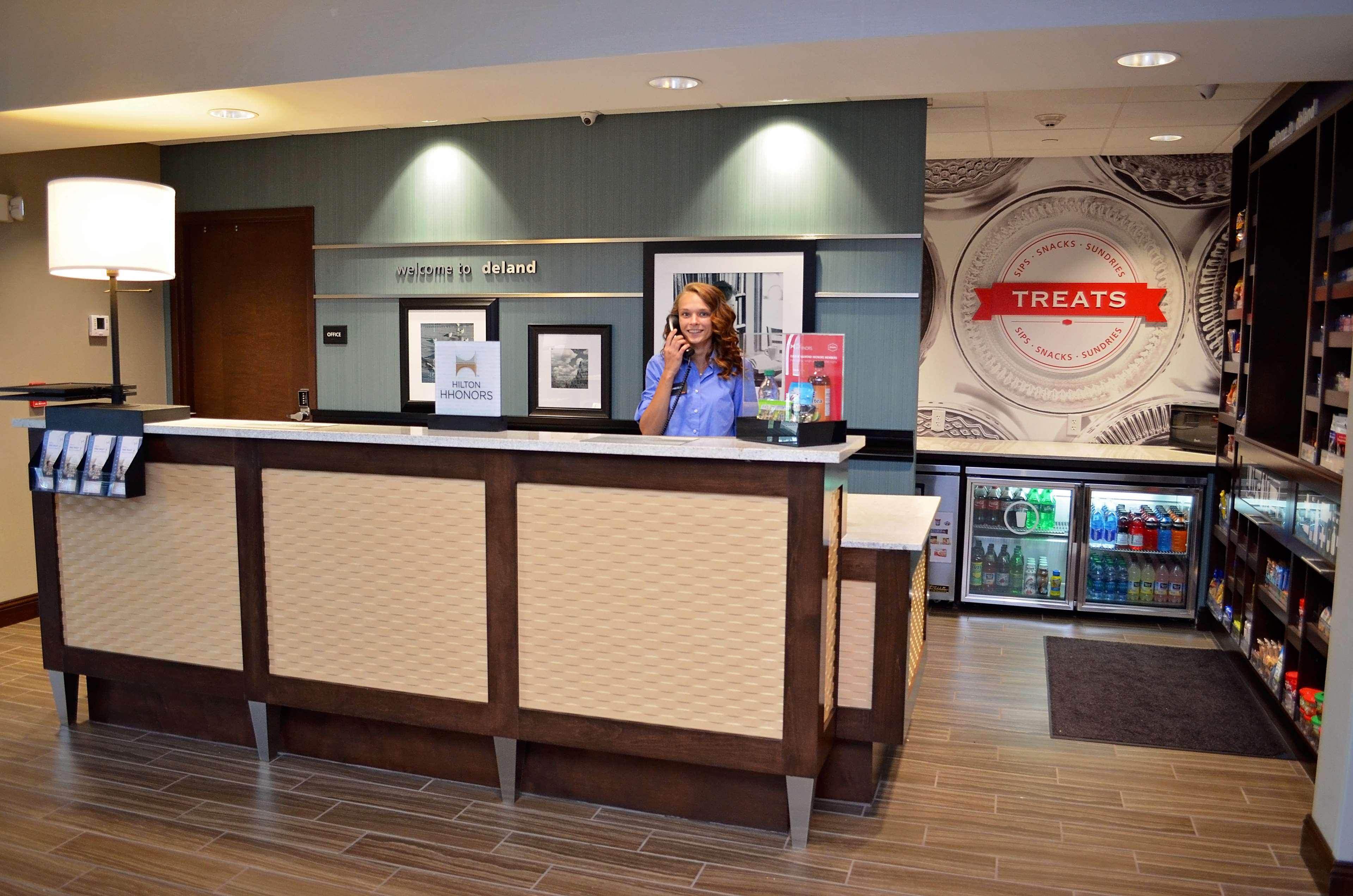Hampton Inn & Suites - De Land Exterior foto
