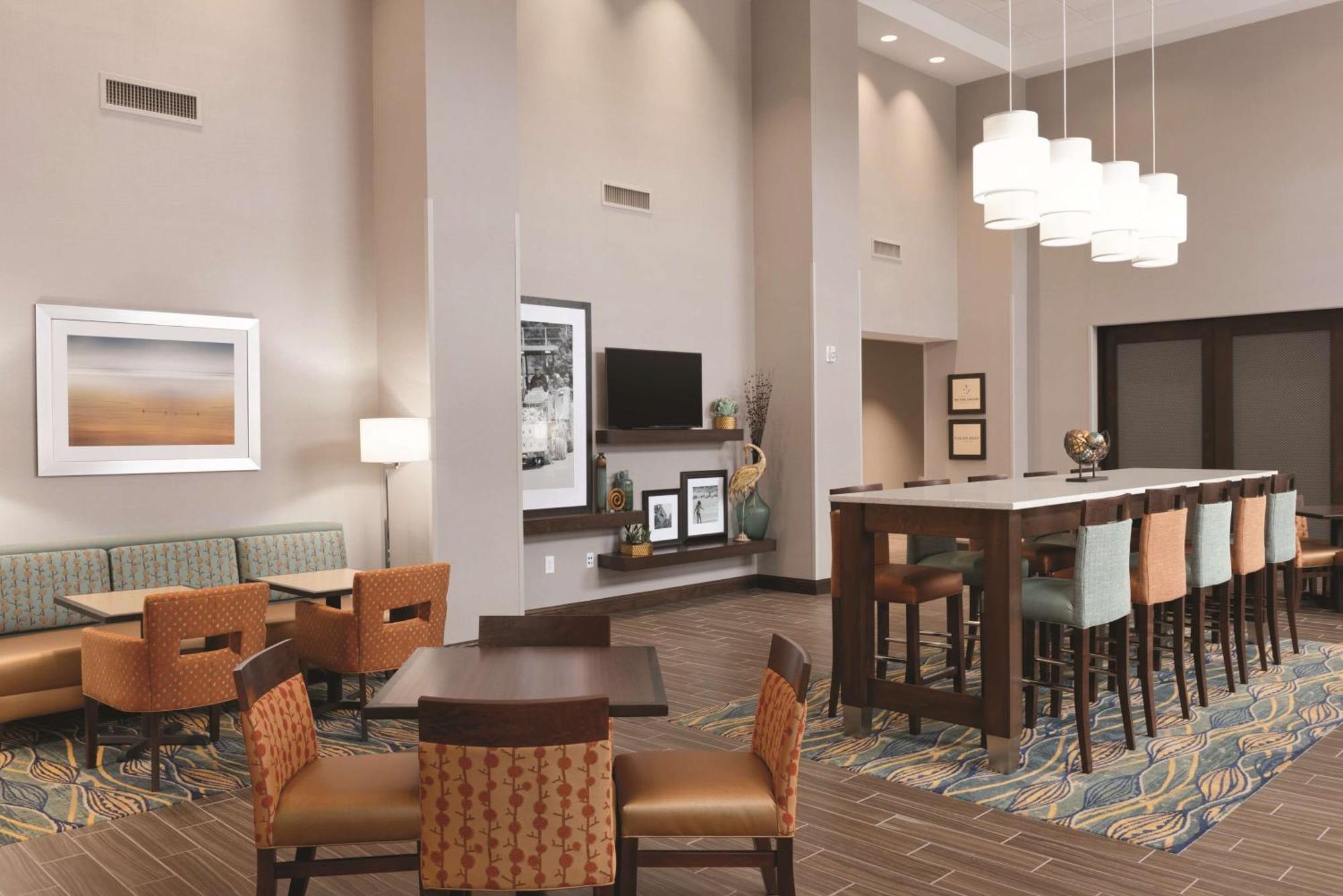 Hampton Inn & Suites - De Land Exterior foto